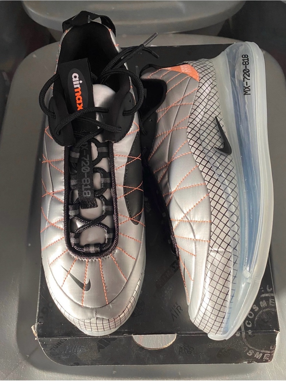 New boys Nike Sz 6Y, 7Y Air Max shoes Silver Black Orange MX-720